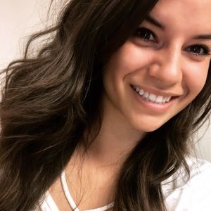 Meet your Posher, Bre!